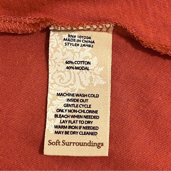 Soft Surroundings Top Womens Size M Orange/Rust  Asymmetric V-Neck Buttons - Picture 10 of 12